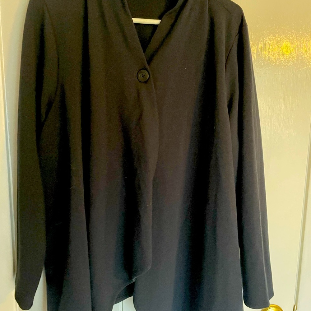 di & co. black shawl sweater with a button. Women’s 2x.